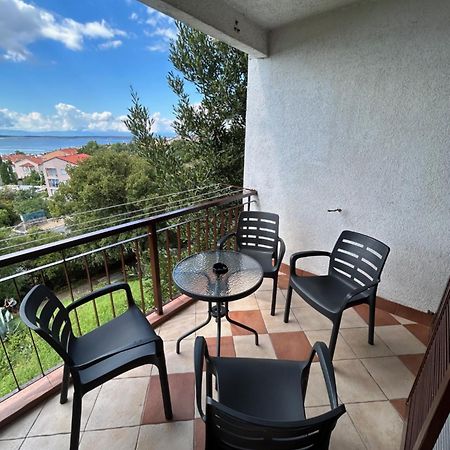 Ljeto Appartement Crikvenica Buitenkant foto