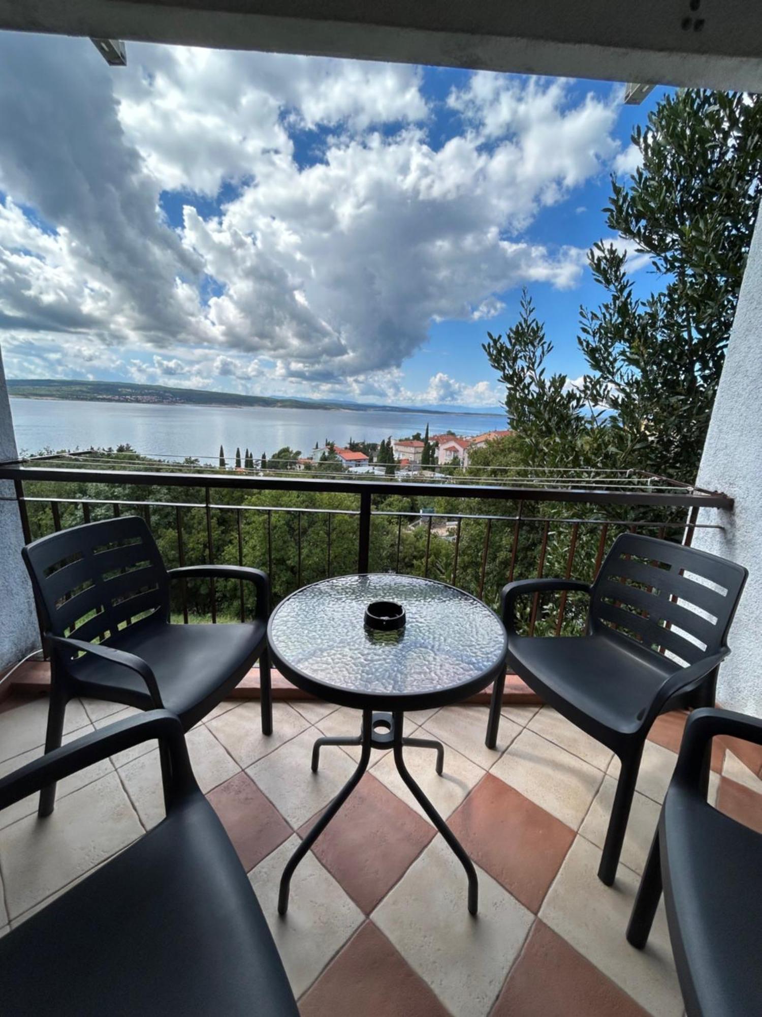Ljeto Appartement Crikvenica Buitenkant foto